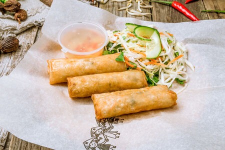 Нэм ран с курицей и креветками