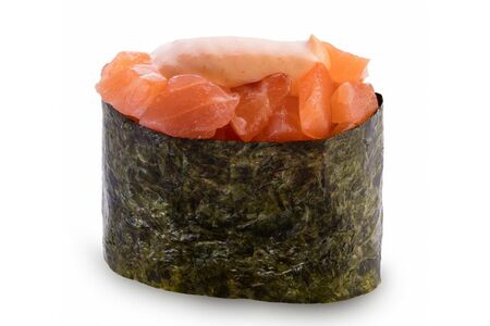 Спайси гункан с лососем