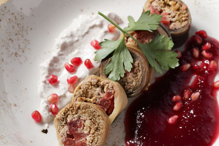 Рулет из баклажан