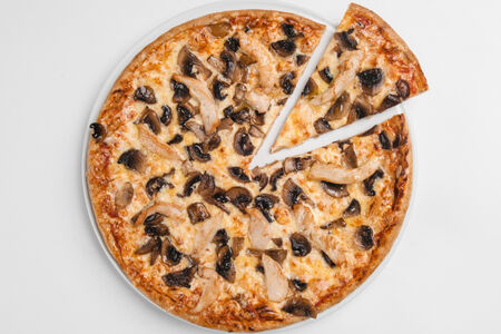 Пицца с грибами