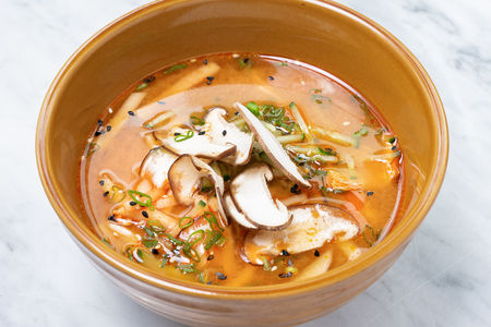 Сычуаньский суп с соевой спаржей