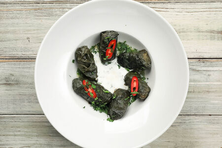 Долма с соусом Мацони