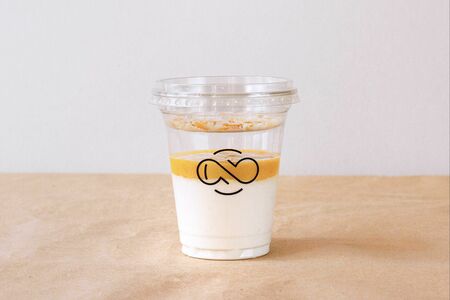 Творог с манго и бананом