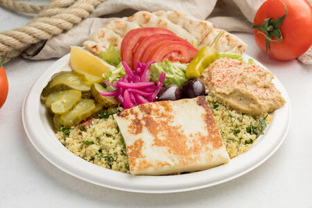 Боул Мезе с сыром халуми гриль