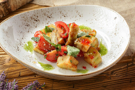 Салат из томатов и баклажан