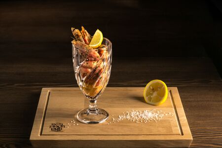 Бокал креветок