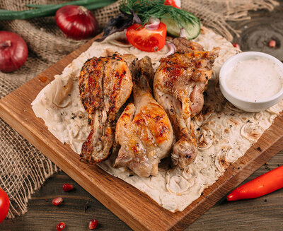 Шашлык из куриных бедрышек без костей