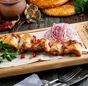 Шашлык из куриного бедра 