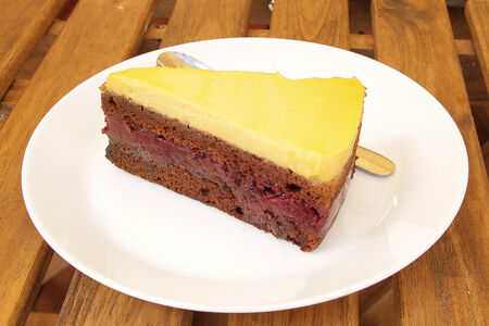 Вишня-манго