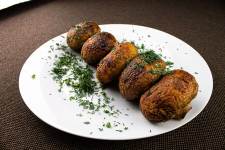 Шампиньоны на мангале