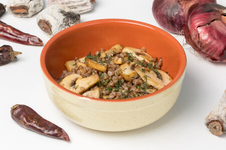 Греча с грибами по-грузински