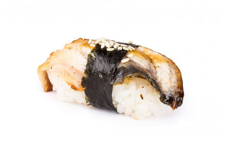 Суши с угрем