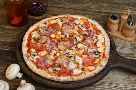 Пицца Мясное ассорти