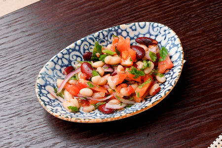 Закуска из фасоли