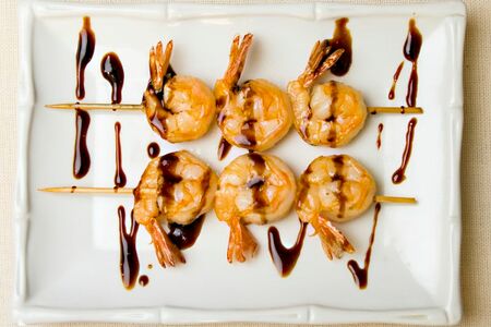 Шашлычки из креветок