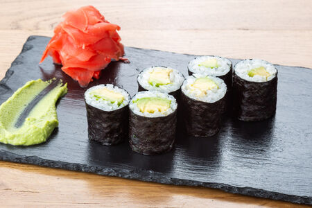 Маки ролл Авокадо