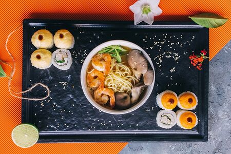 Весений комбо 3