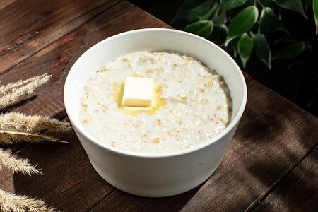 Каша овсяная со сливочным маслом