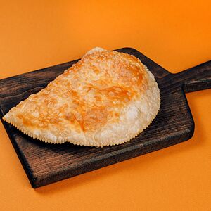 Чебурек с курицей и сыром