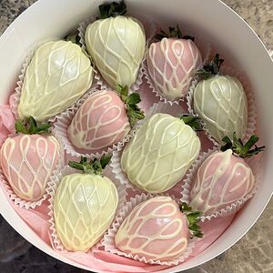 Клубника в шоколаде cc