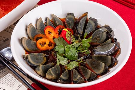 Китайские черные яйца