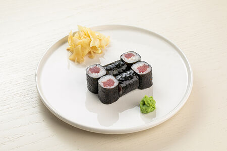 Маки с тунцом