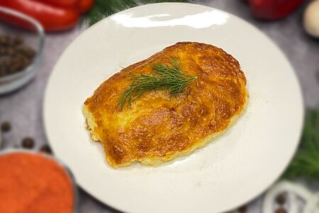 Филе с томатами под сырной шапкой