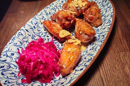 Куриные крылышки в соусе Сладкий чили 