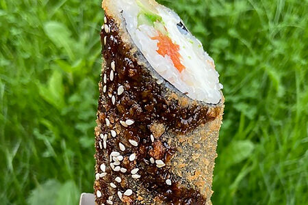 Темпура стрит-ролл с лососем