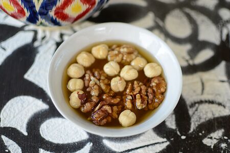 Орехи с медом