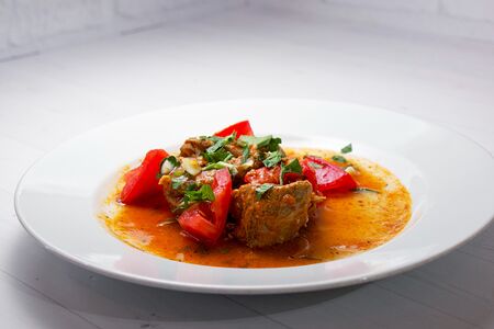 Тушеная баранина с овощами