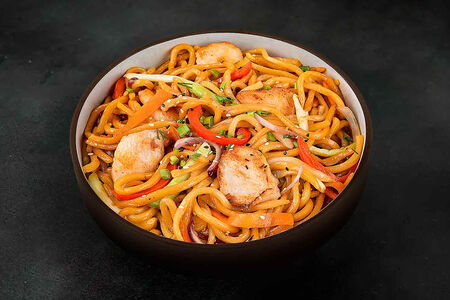 Вок удон с курицей