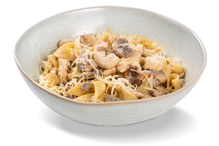 Паста Феттучини с курицей и грибами