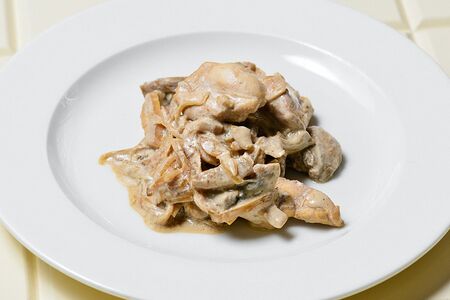 Фрикасе куриное с грибами
