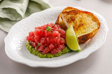 Тартар из тунца