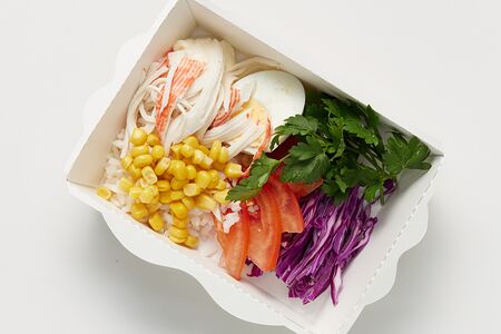 Салат с крабовым мясом 