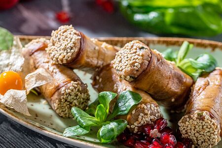 Баклажаны с ореховой начинкой