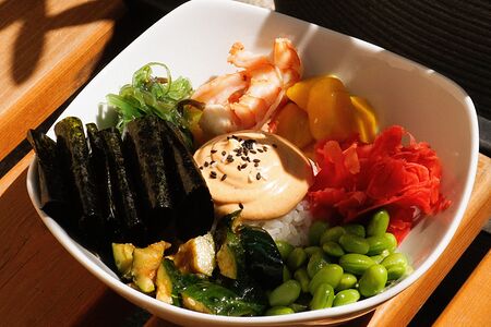 Поке боул с лососем