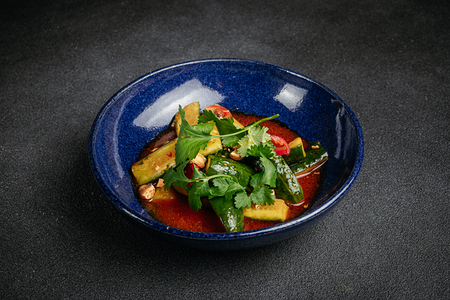 Битые огурцы Бабушки Лао