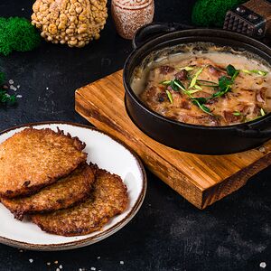 Драники с мачанкой