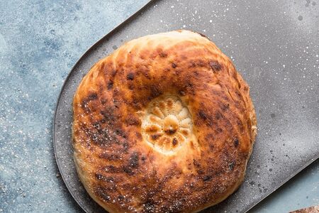 Поджаристая лепёшка из тандыра