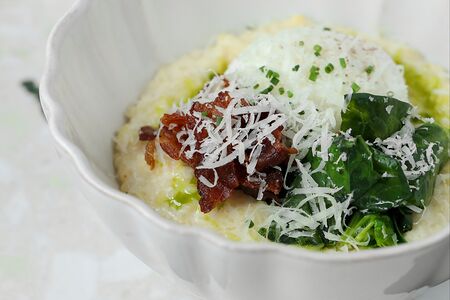 Пшенная каша, пармезан, яйцо пашот