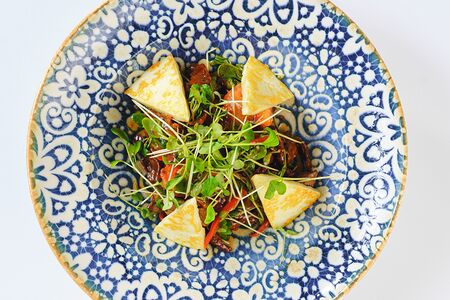 Зун-салат с халуми