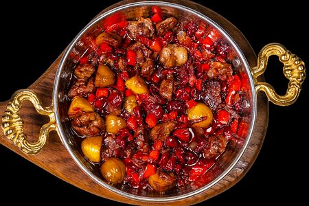 Баранина с вишней