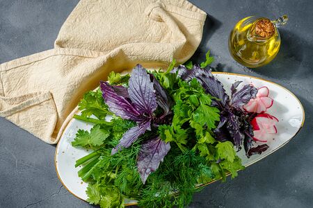 Зелень в ассортименте