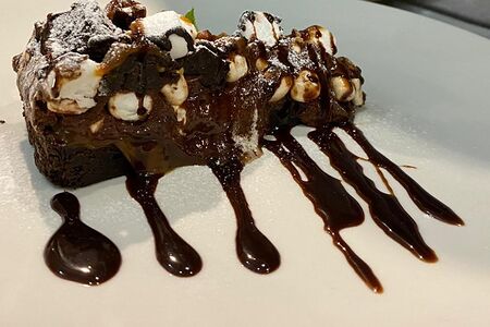 Торт шоколадный с маршмеллоу