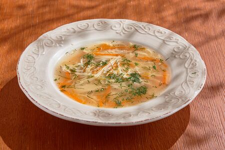 Куриный суп с домашней лапшой