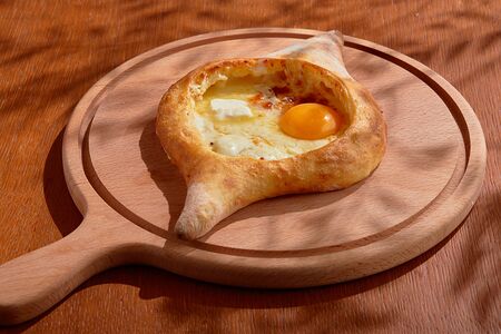 Хачапури по-аджарски