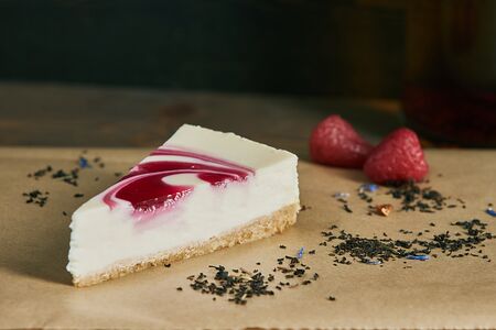 Чизкейк New York c  малиной