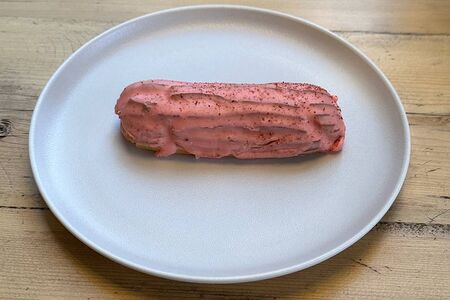 Эклер малина-кокос